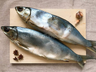 Семга чипсы: Сиг вяленый