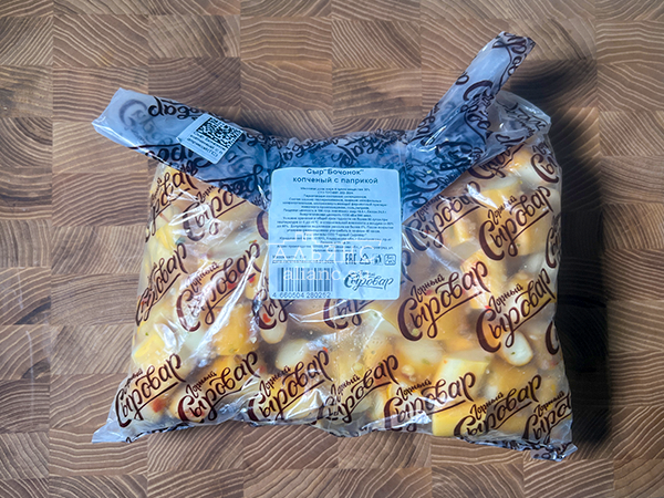 Сыр 1 кг ГОРНЫЙ СЫРОВАР (Бочонок копчёный с паприкой) в Череповце